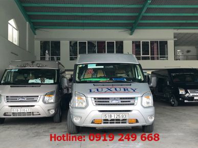 Dịch vụ cho thuê xe du lịch 16 chỗ tại TP. HCM